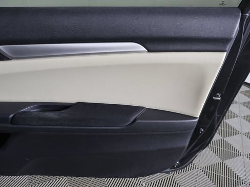 Used 2017 Honda Civic LX image 17