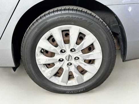 Used 2014 Nissan Sentra SV image 8