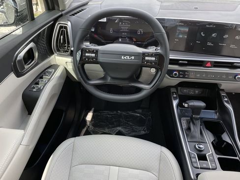 New 2026 Kia Sorento S image 14