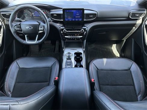 Used 2023 Ford Explorer ST-Line image 11