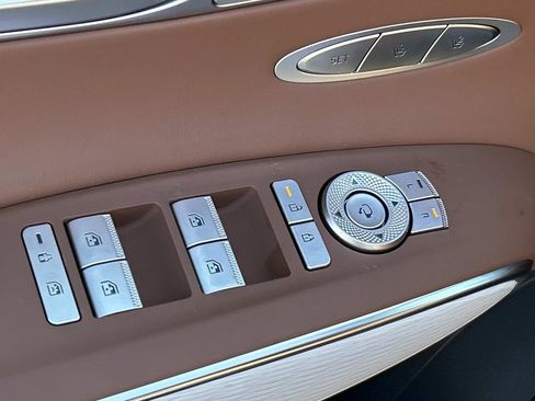 New 2026 Genesis GV70 2.5T Advanced image 17