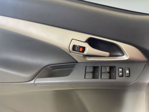 Used 2009 Pontiac Vibe GT FWD image 11