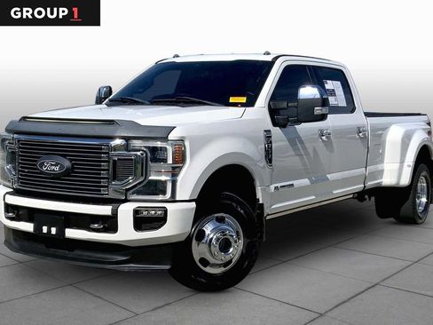 Used 2022 Ford F350 Platinum w/ FX4 Off-Road Package AWD/4WD image 1