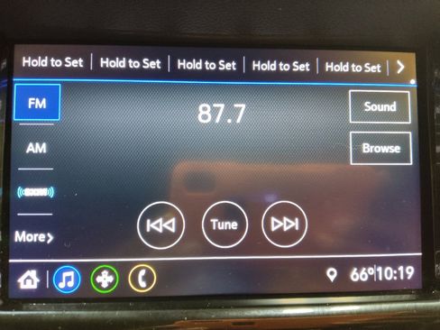 Used 2021 Chevrolet Trax LS image 25