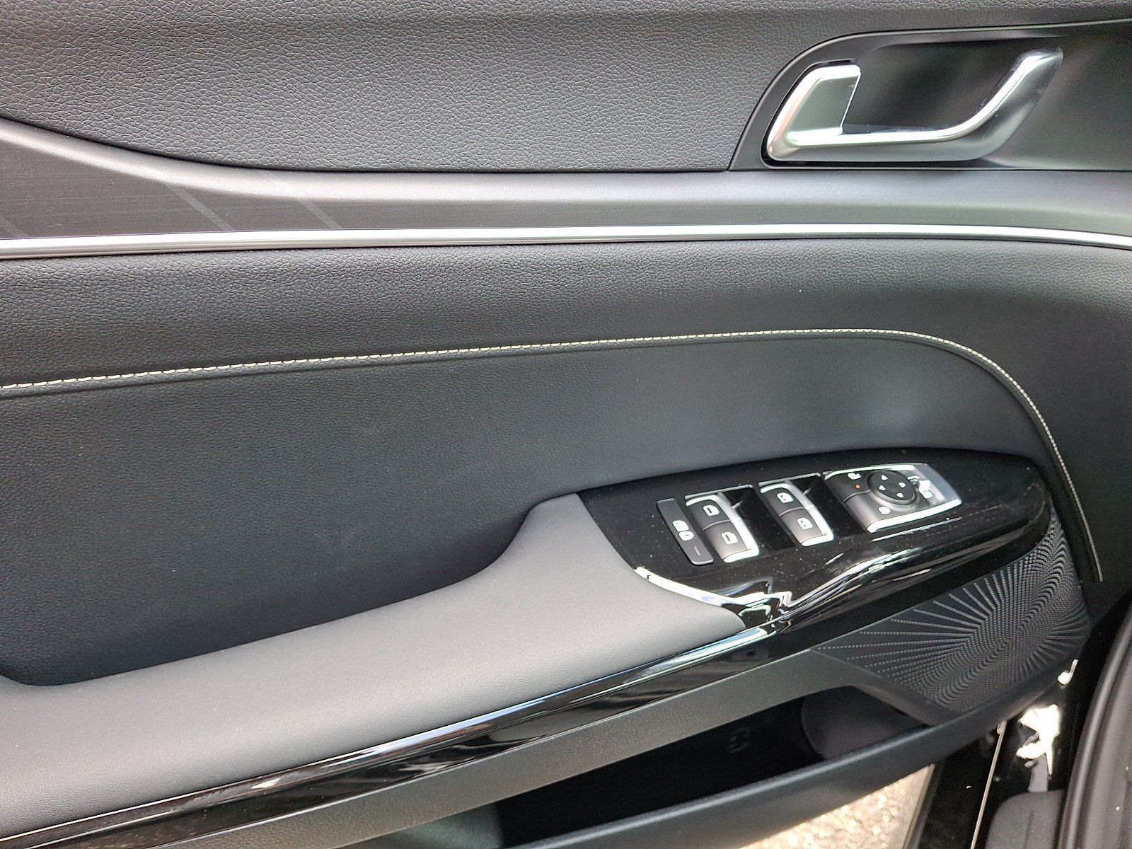 New 2026 Kia K5 GT-Line AWD/4WD image 4