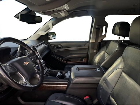 Used 2018 Chevrolet Tahoe LT image 10