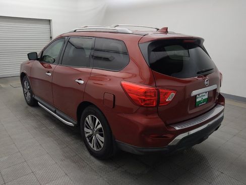 Used 2020 Nissan Pathfinder SL w/ Cargo Package FWD image 5