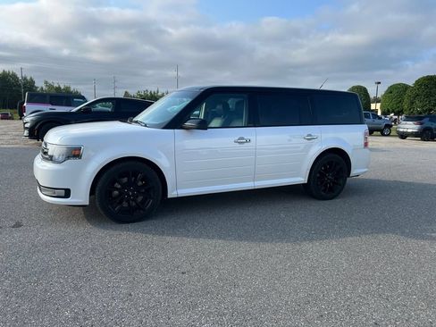 Used 2019 Ford Flex SEL w/ Equipment Group 202A AWD/4WD image 5