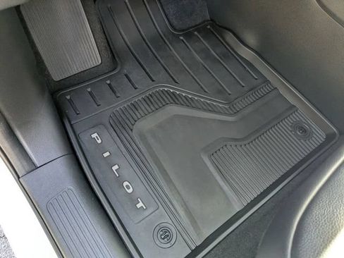 Certified 2023 Honda Pilot EX-L image 30