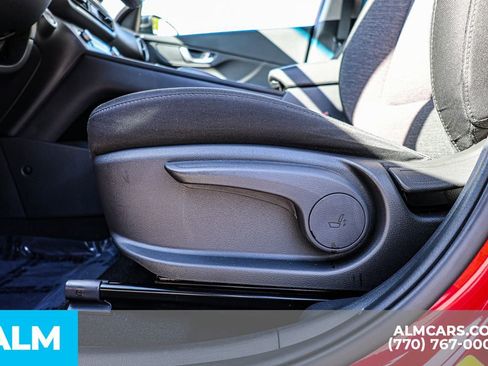 Used 2022 Hyundai Kona SEL w/ Cargo Package image 24