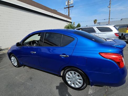 Used 2014 Nissan Versa SV image 6