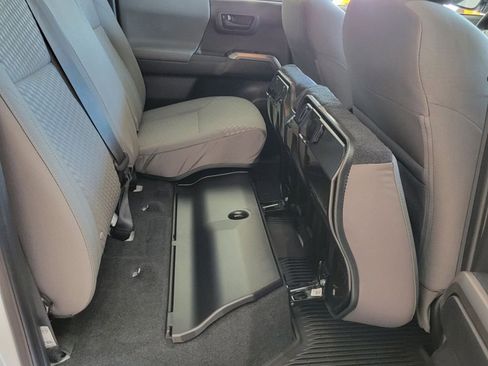 Used 2023 Toyota Tacoma SR5 RWD image 23