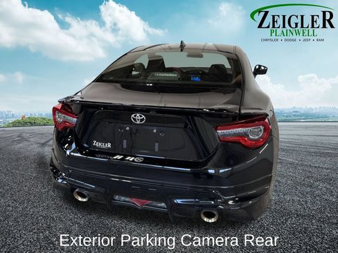 Used 2019 Toyota 86 TRD SE RWD image 5