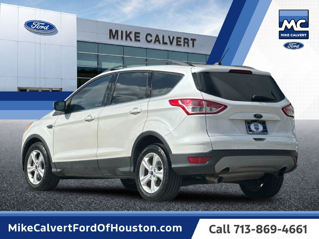 Used 2016 Ford Escape SE w/ SE Leather Comfort Package FWD image 3