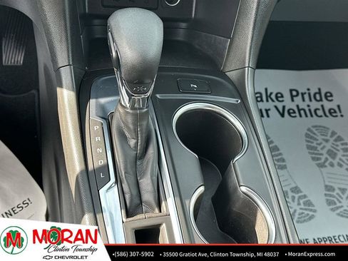 Used 2024 Chevrolet Equinox LT image 16