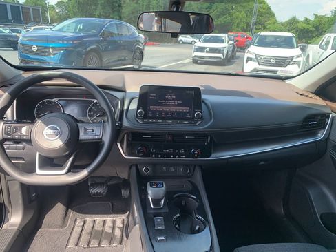 Used 2021 Nissan Rogue SV FWD image 20