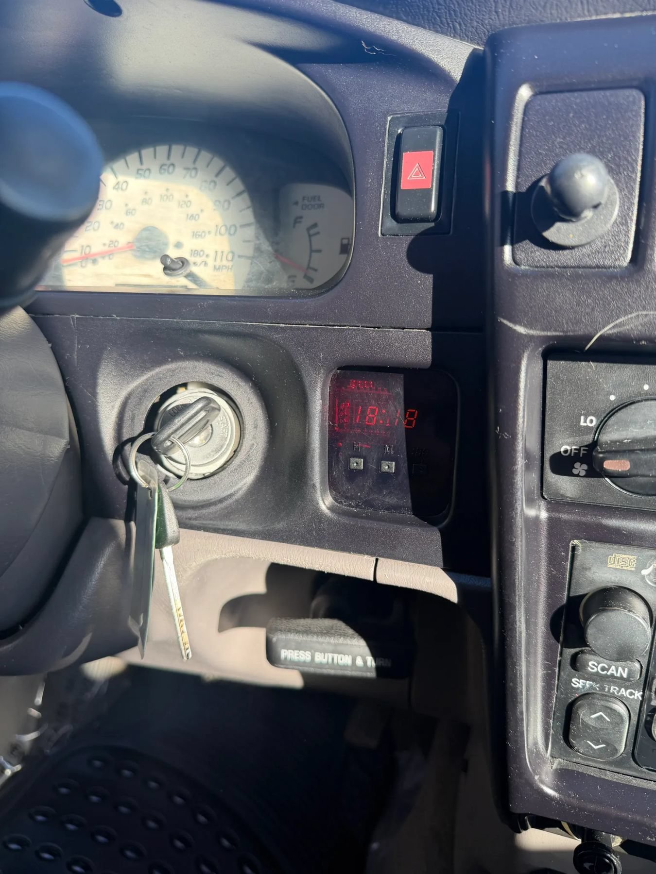 Used 2001 Toyota Tacoma PreRunner RWD image 26