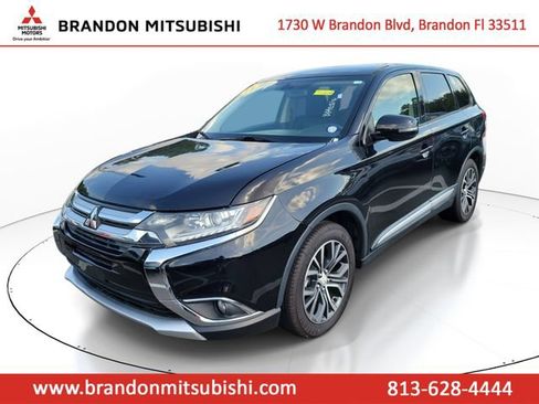 Used 2018 Mitsubishi Outlander SE FWD image 2