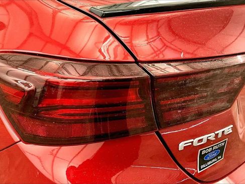 Used 2024 Kia Forte GT-Line image 28