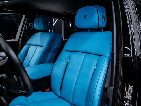 Used 2023 Rolls-Royce Phantom Sedan image 18