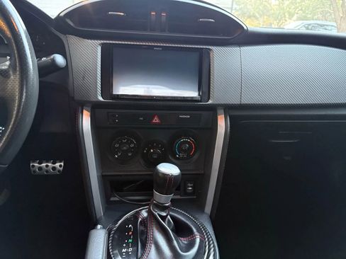 Used 2015 Scion FR-S image 15