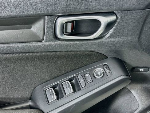 Used 2023 Honda Civic Sport image 17