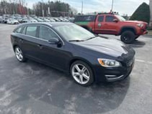 Used 2016 Volvo V60 T5 Premier image 12