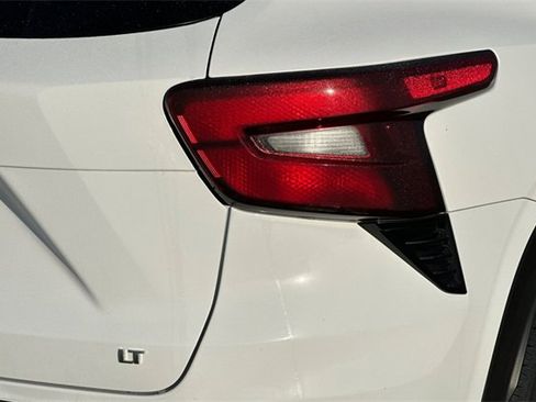 Used 2024 Chevrolet Trax LT w/ Driver Confidence Package image 30