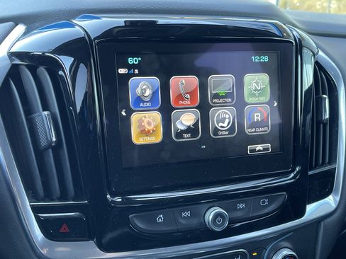 Used 2019 Chevrolet Traverse LT w/ LPO, Floor Liner Package image 29