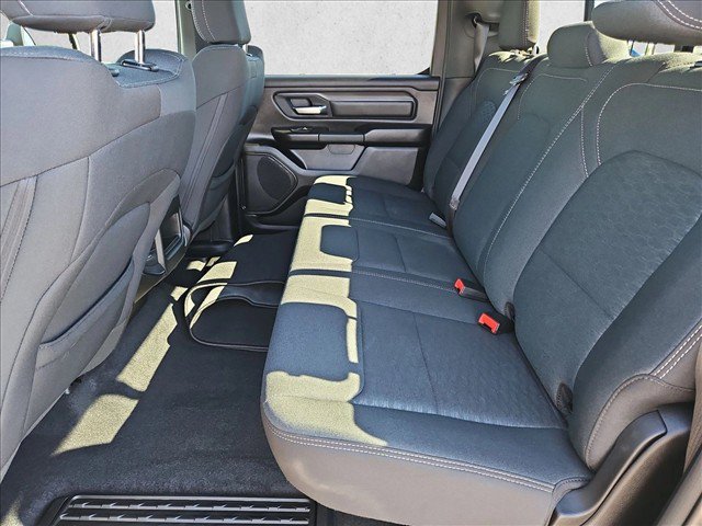 Used 2026 RAM 1500 Express AWD/4WD image 25