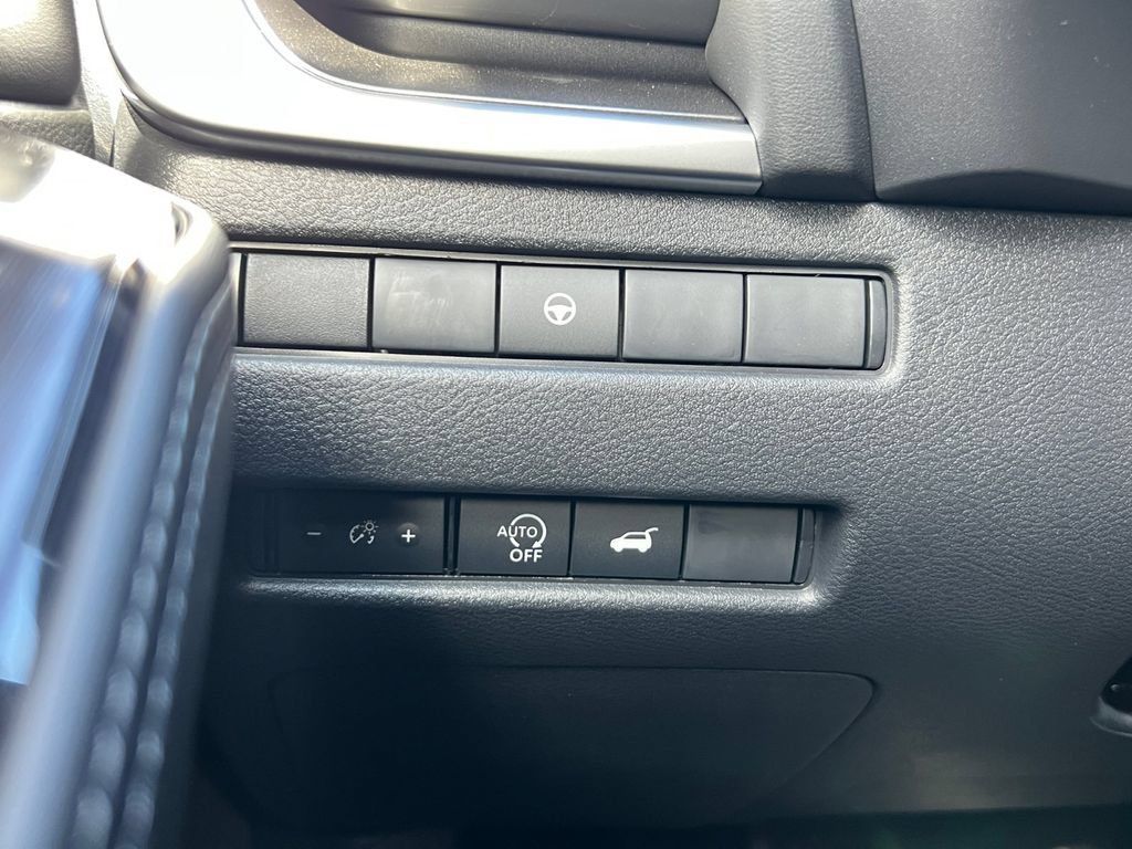 New 2026 Nissan Rogue Dark Armor FWD image 13