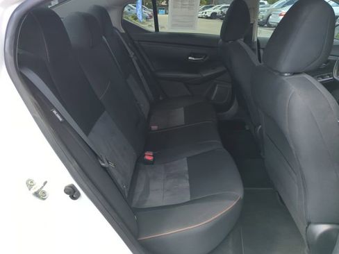Used 2022 Nissan Sentra SR FWD image 30