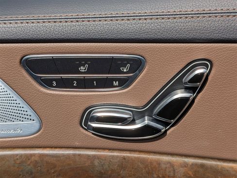 Used 2017 Mercedes-Benz S 550 4MATIC Sedan image 39