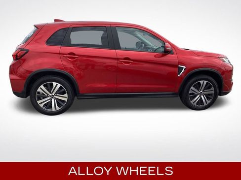 Used 2025 Mitsubishi Outlander Sport SE AWD/4WD image 13