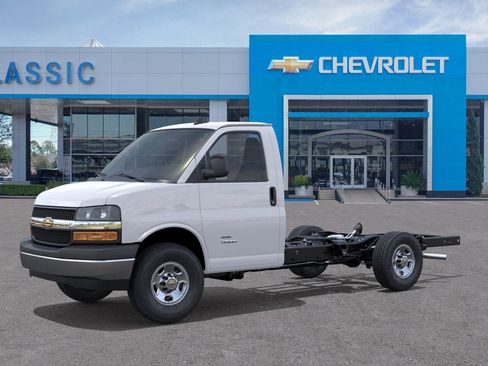 New 2025 Chevrolet Express 3500 w/ Power Convenience Package image 2