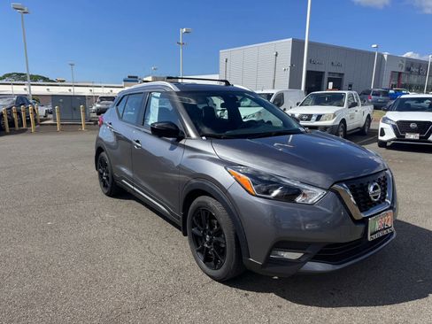 Used 2020 Nissan Kicks SR w/ SR Premium Package image 2