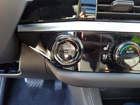 Used 2026 Nissan Pathfinder Platinum AWD/4WD image 27