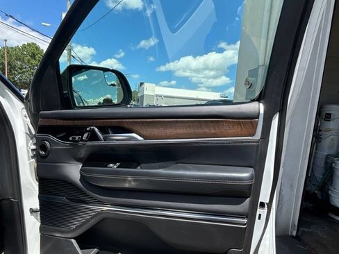 Used 2024 Jeep Grand Wagoneer L 4WD image 26
