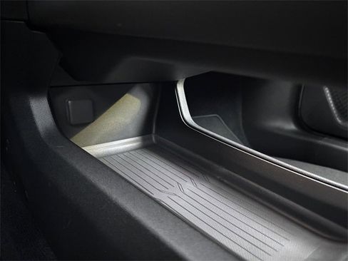 New 2026 Chevrolet Equinox EV RS image 26