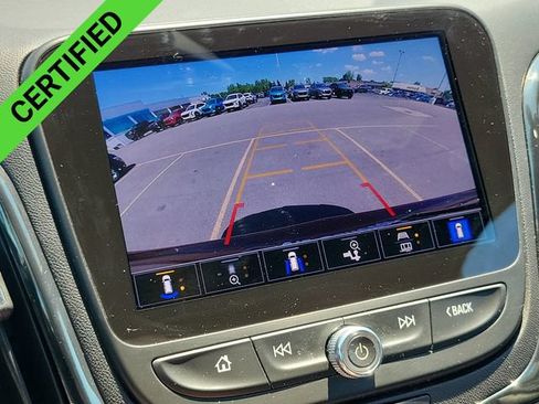Certified 2023 Chevrolet Equinox RS w/ RS Leather Package AWD/4WD image 17