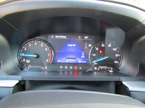 Certified 2023 Ford Explorer XLT w/ Equipment Group 202A image 31