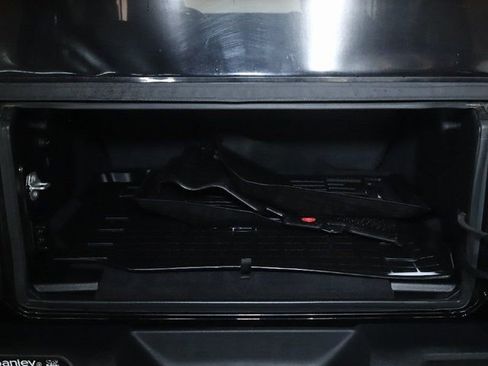 Used 2021 Jeep Wrangler Unlimited Sport image 30