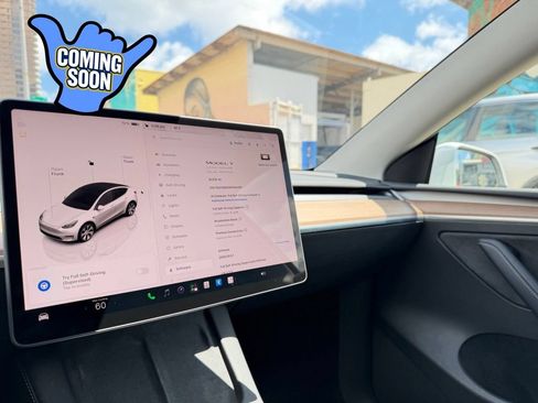 Used 2023 Tesla Model Y Long Range AWD/4WD image 16