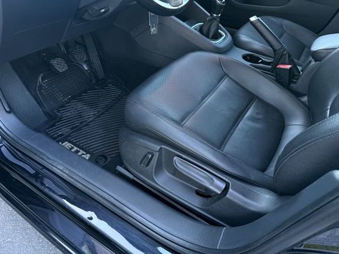 Used 2014 Volkswagen Jetta SE FWD image 20