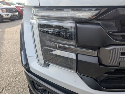 Used 2024 Ford F150 Raptor image 10