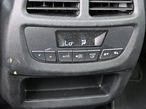 Used 2022 Honda Pilot Sport image 12