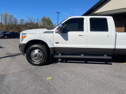 Used 2015 Ford F350 King Ranch w/ King Ranch w/Chrome Package image 2