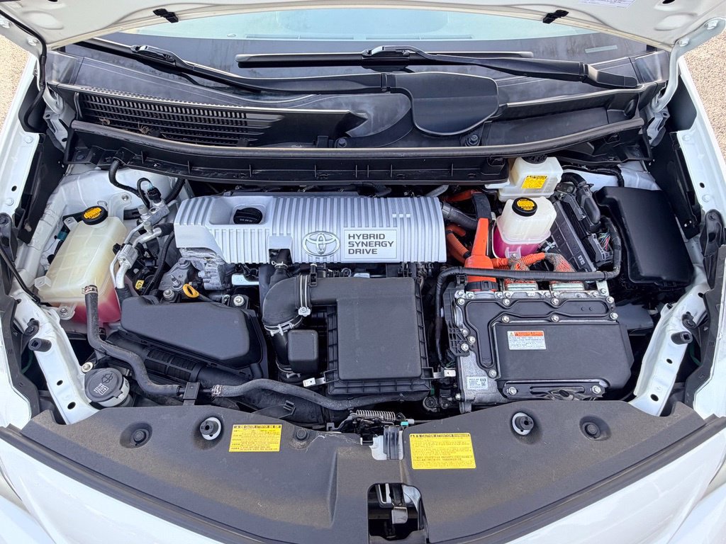 Used 2014 Toyota Prius V Three FWD image 38