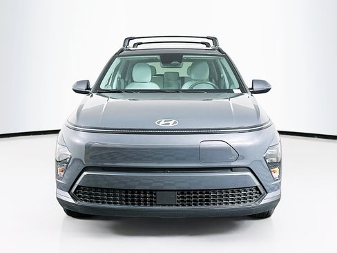 Used 2024 Hyundai Kona SEL FWD image 2