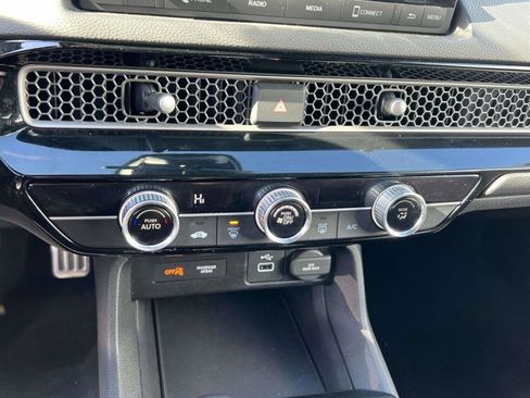 Used 2022 Honda Civic Sport image 24